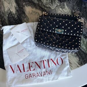 Valentino Garavani medium Rockstud Spike shoulder bag